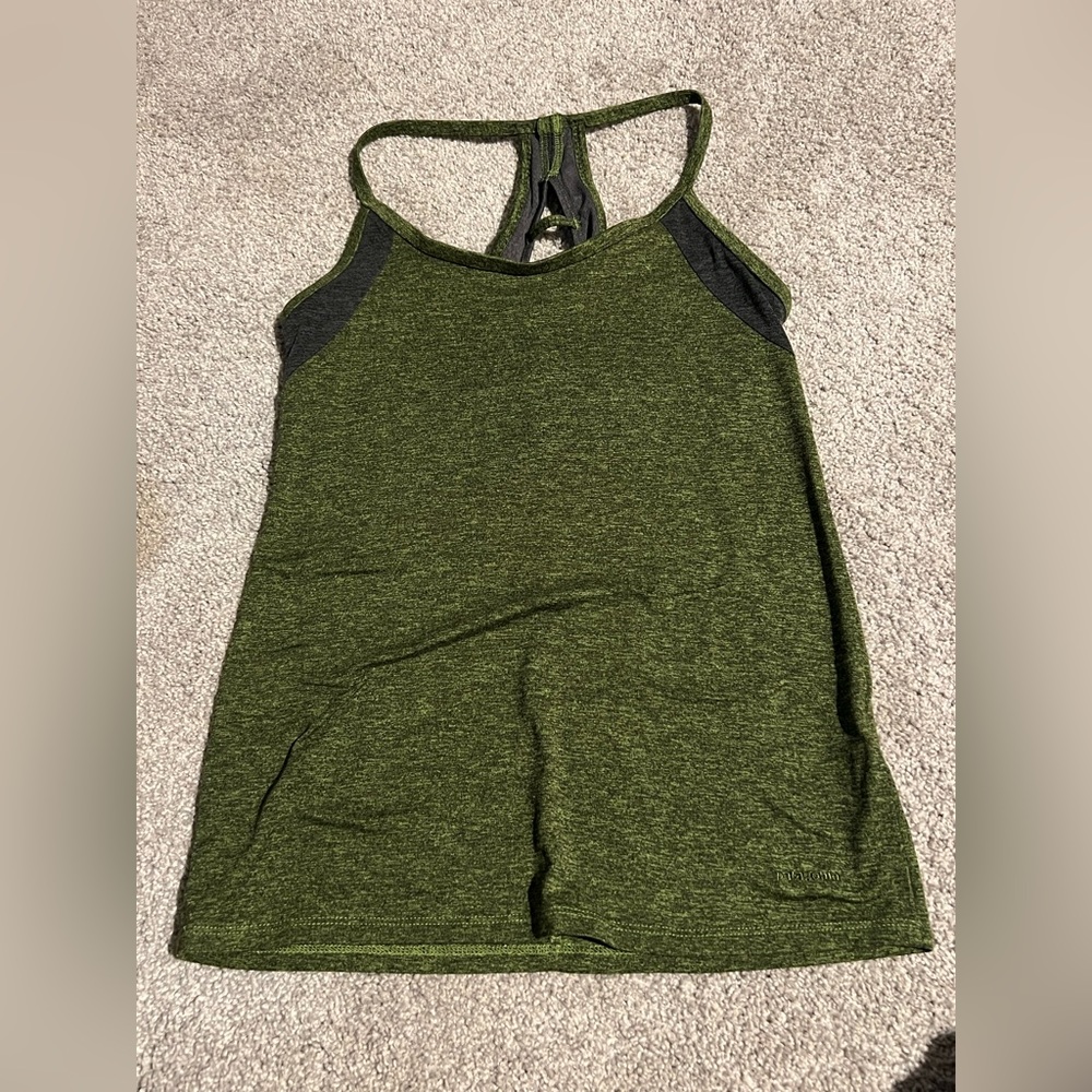 Patagonia tank with built in bra